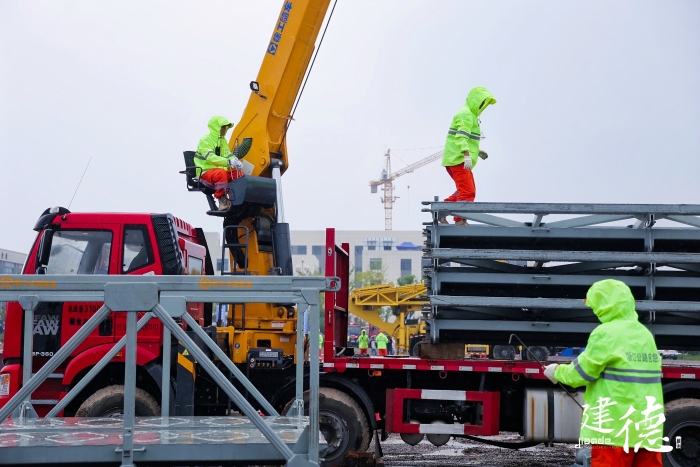 20分钟一座应急桥！三亿体育参与2024年省级公路与运输突发事件应急演练