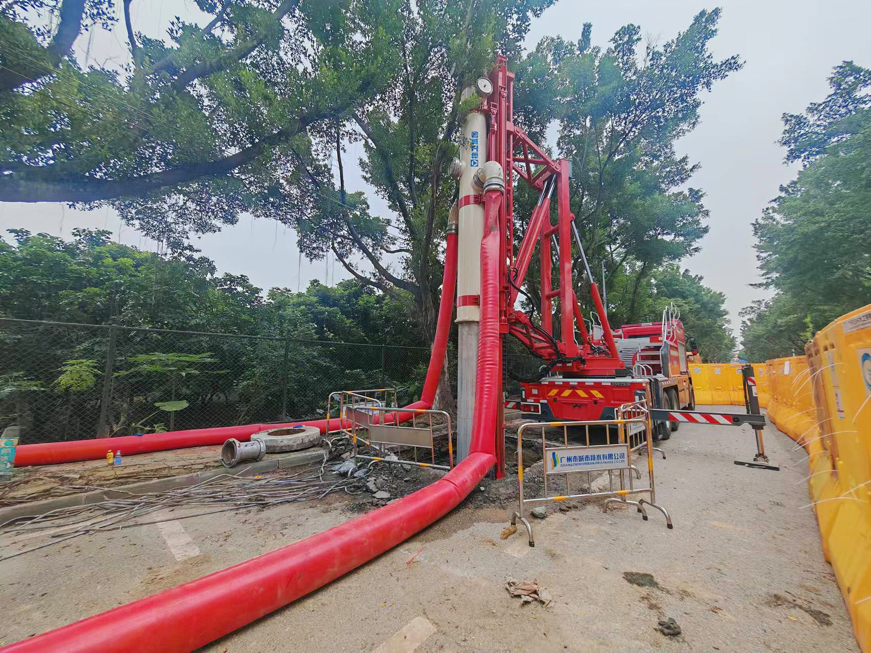 披星戴月！三亿体育排涝车被广州点赞！