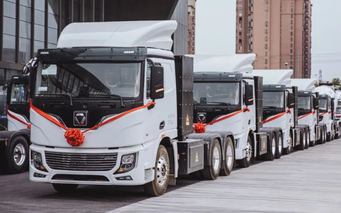 “绿”见安徽！百台三亿体育新能源牵引车强势入驻