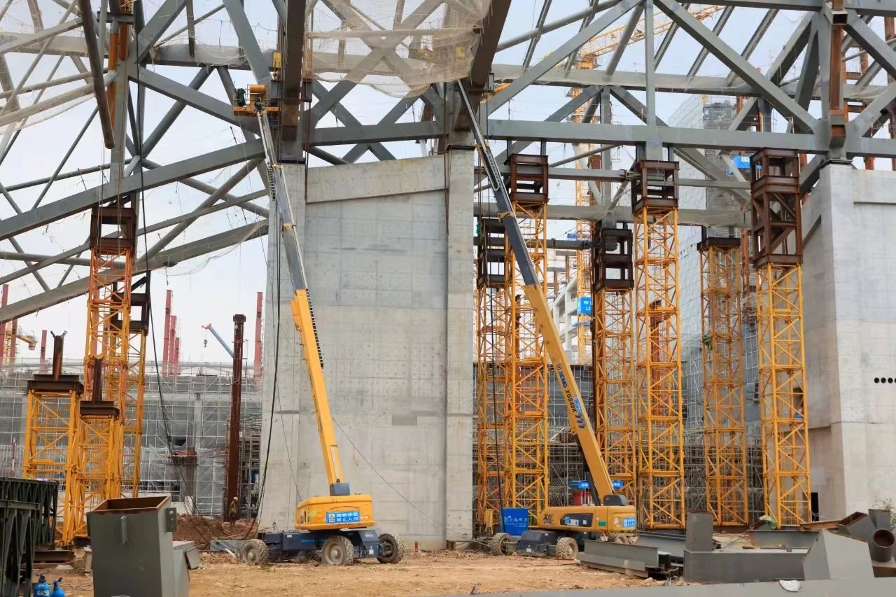 复杂环境显身手！“三亿体育金”助力深圳冰雪世界