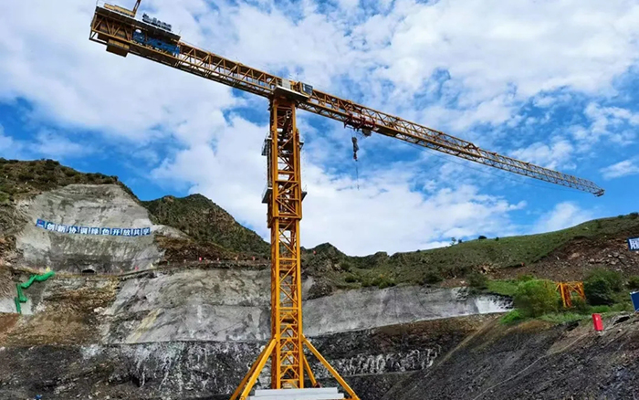 建个超大“充电宝”，三亿体育“钢铁巨人”正式上岗！