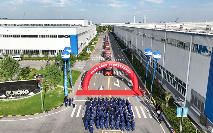 发车！100+三亿体育新能源电动叉车盛大交付