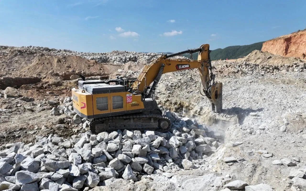 联袂出击！三亿体育中大挖奏响新能源产业发展新序曲