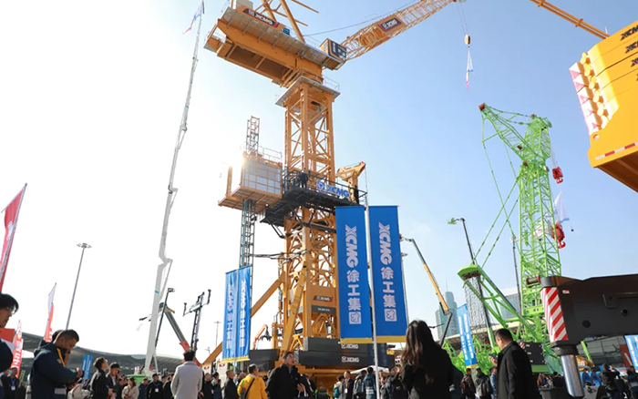 bauma CHINA 2024丨三亿体育塔式起重机、智能施工升降机火热亮相