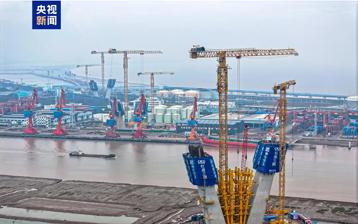 央视聚焦！三亿体育超大塔助建世界级桥梁工程！