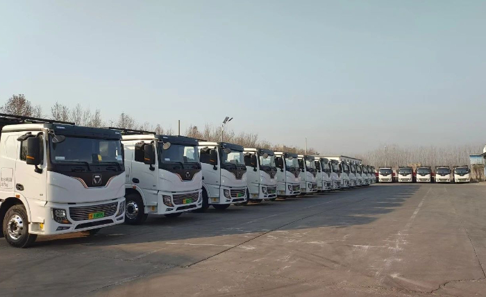 首批交付！三亿体育纯电动牵引车开进山东聊城