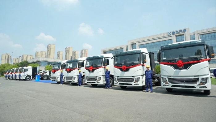 目的地：大西北！100台三亿体育新能源重卡满电启程