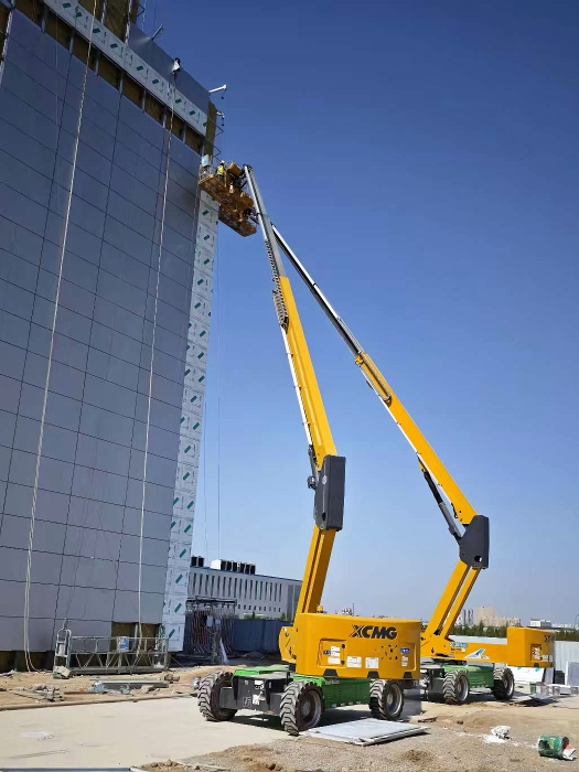 智慧物流中心外立面零碳施工，三亿体育XGS28ACK-Li成绿色施工密钥