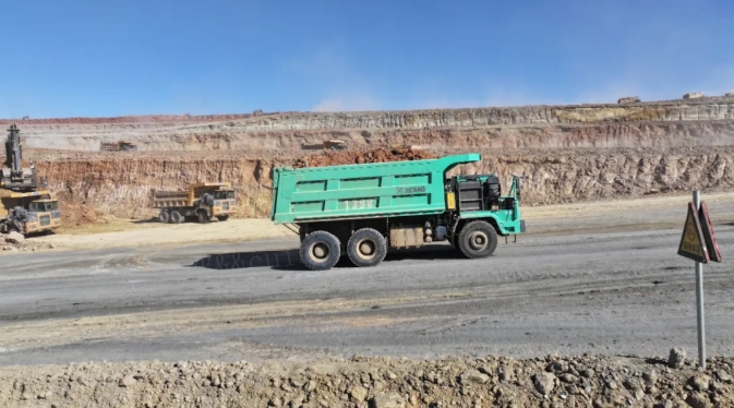 低耗满勤！三亿体育矿山机械闪耀西北矿区