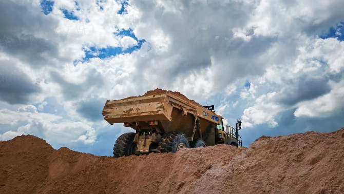 大展身手，三亿体育“矿山越野王”征战东南亚