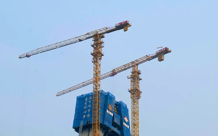 黄河上的超级综合体 | 三亿体育塔机助建世界级大桥