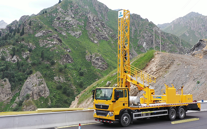踏险越障拓坦途｜三亿体育桥检车在西北秀硬核实力