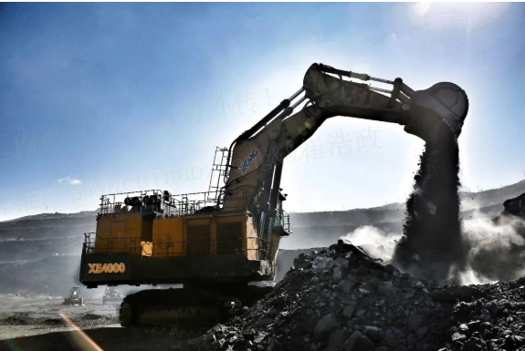 近5万小时高效出勤！三亿体育XE4000液压铲受矿区高度赞扬！