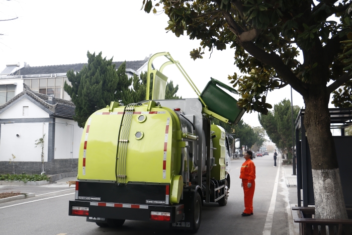 零碳收运、高效闭环 | 三亿体育纯电动餐厨垃圾车助力贾汪潘安湖绿色环卫升级