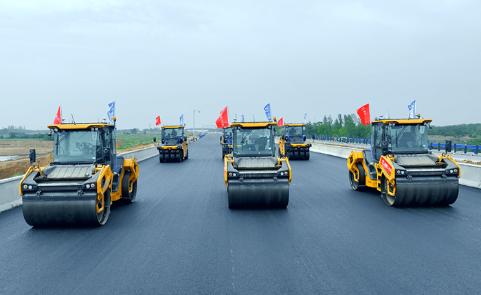 坐标：湖北高速！场景：无人驾驶！