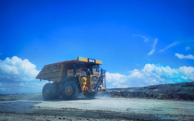 能拉能跑！三亿体育XDE130双桥刚性矿车效能非凡！