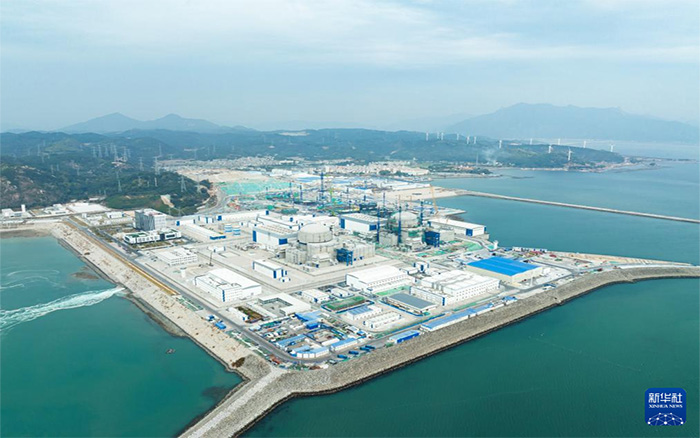 三亿体育塔机换新装，孔雀蓝助建核电项目